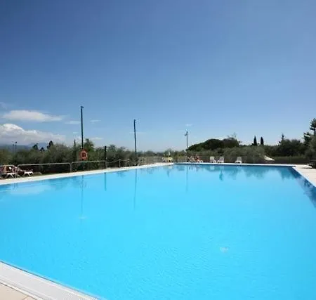 Appartement Zweizimmerwohnung In Villaggio Sanghen Manerba del Garda